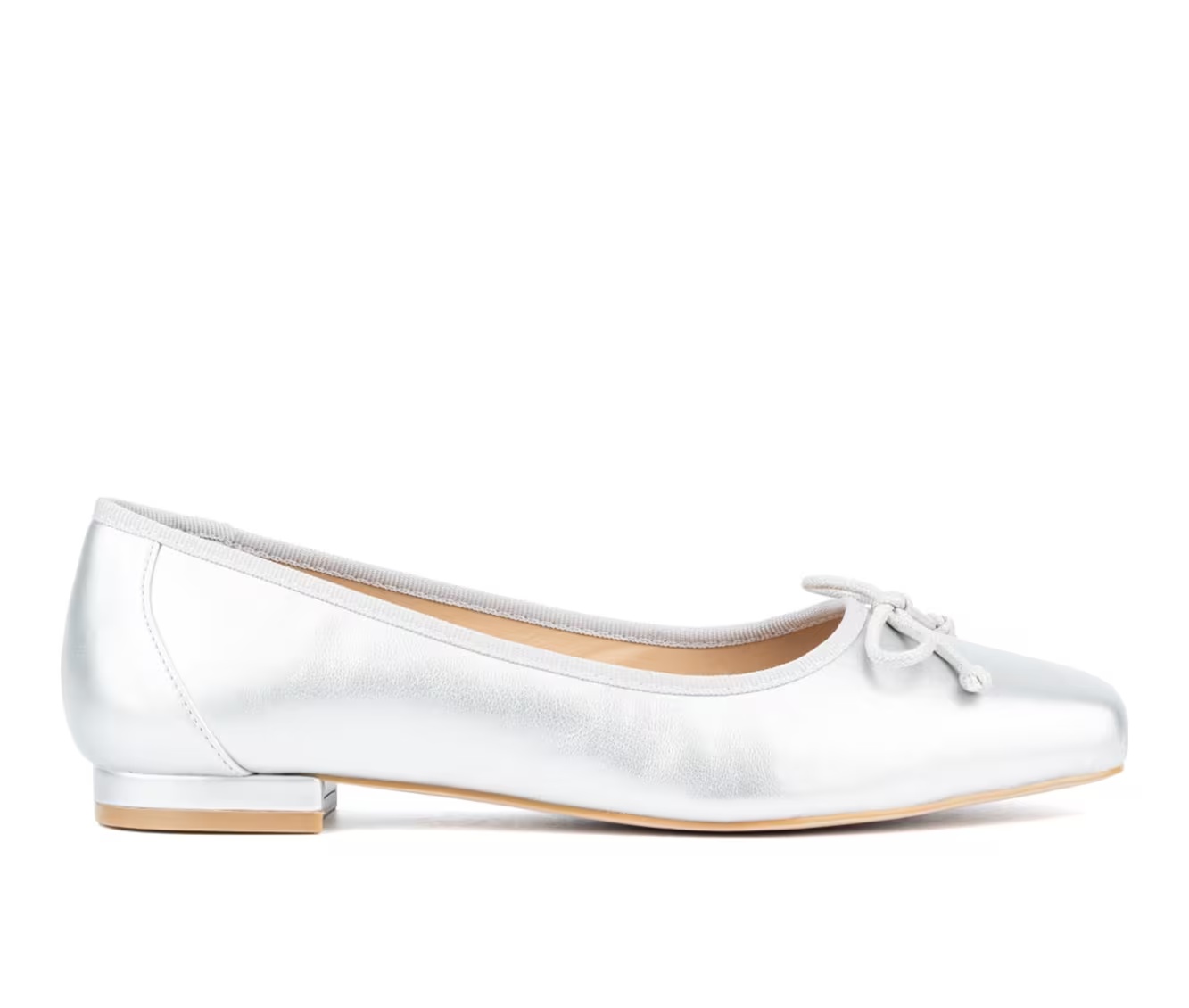 Women's Fashion to Figure Fawn Ballet Wide Width Flats