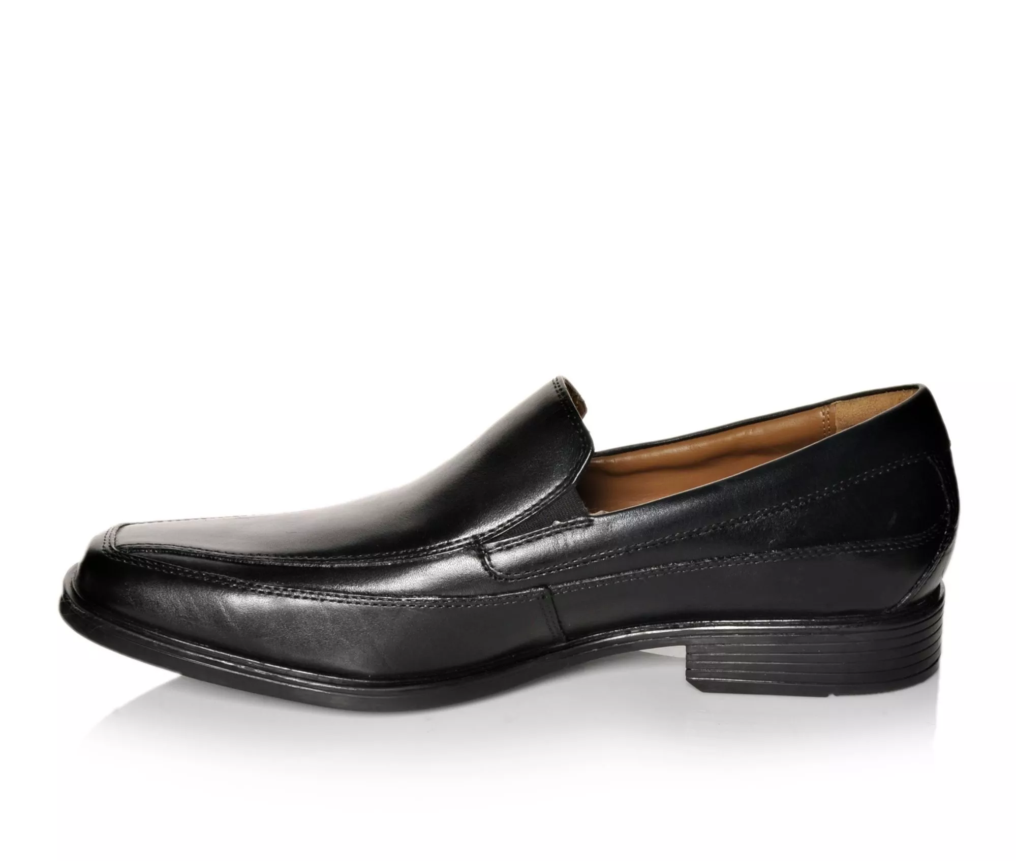 120231-men-x27-s-clarks-tilden-free-loafers-1.webp