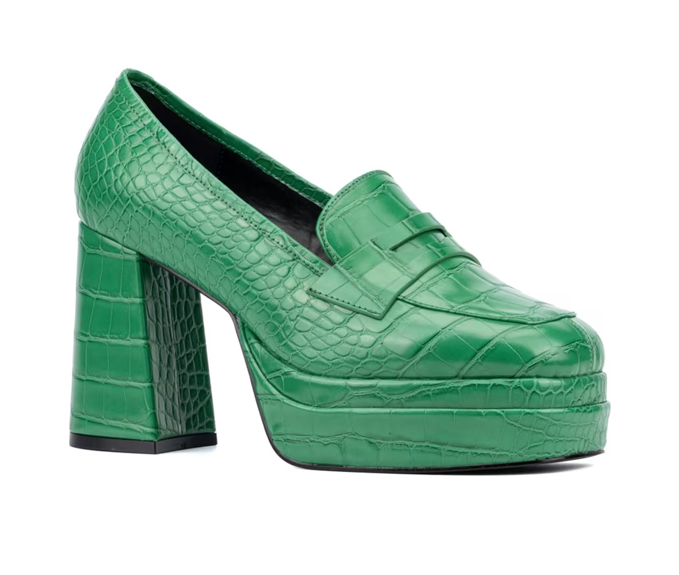 122101-women-x27-s-fashion-to-figure-madelyn-wide-width-platform-loafer-1.jpg