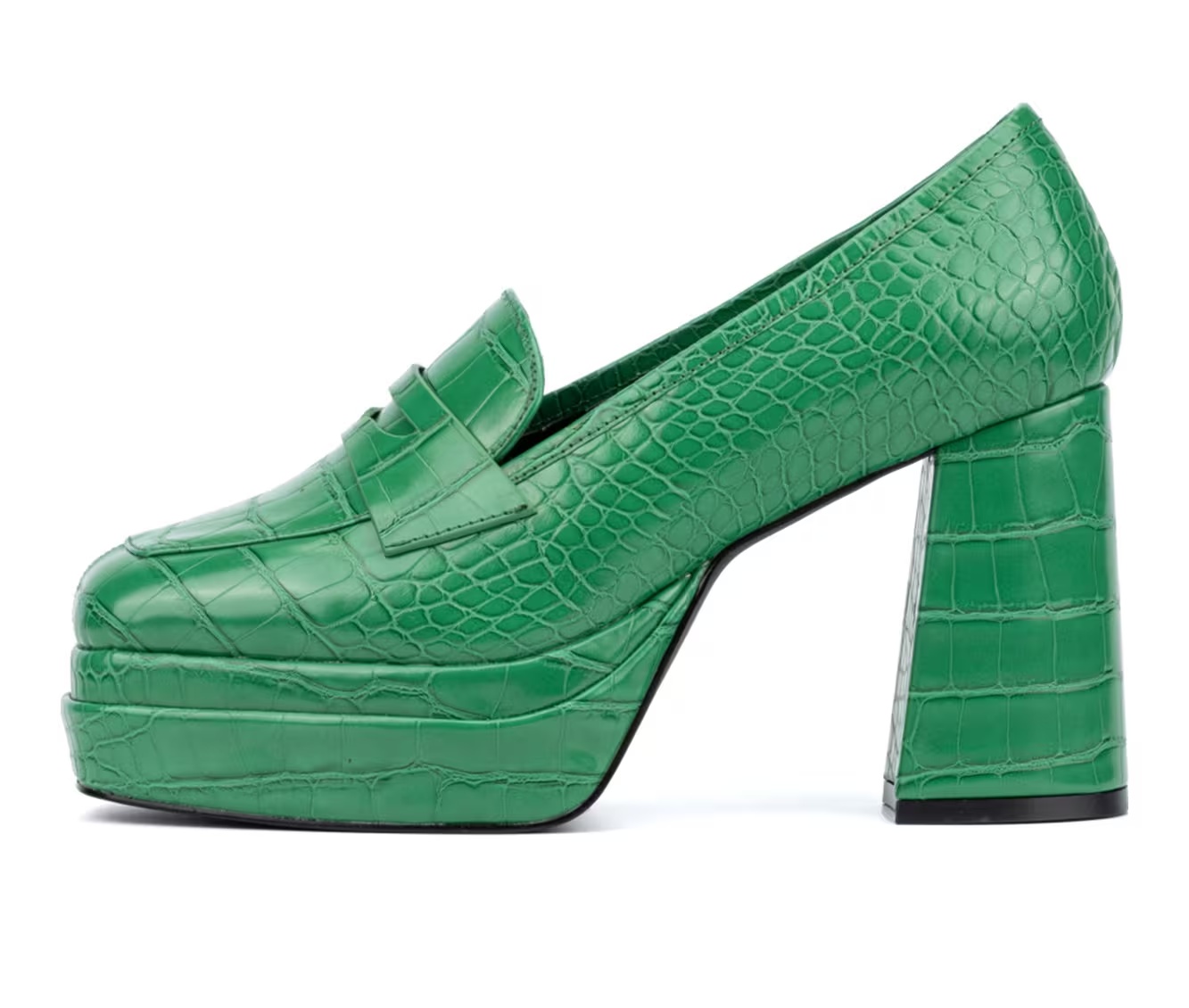 122101-women-x27-s-fashion-to-figure-madelyn-wide-width-platform-loafer-1.jpg