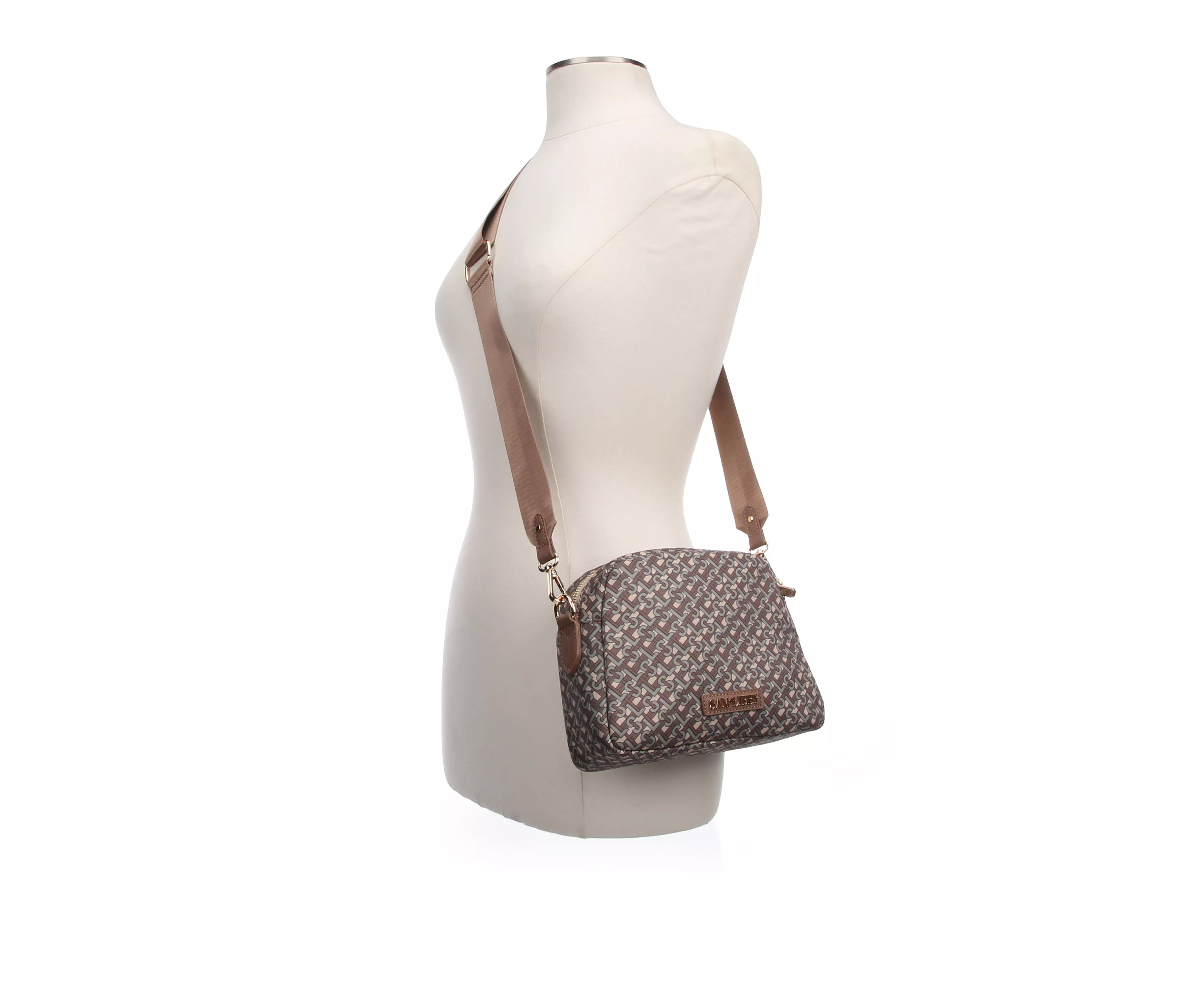 133426-sam-amp-libby-sl-block-print-xbody-handbag-1.webp