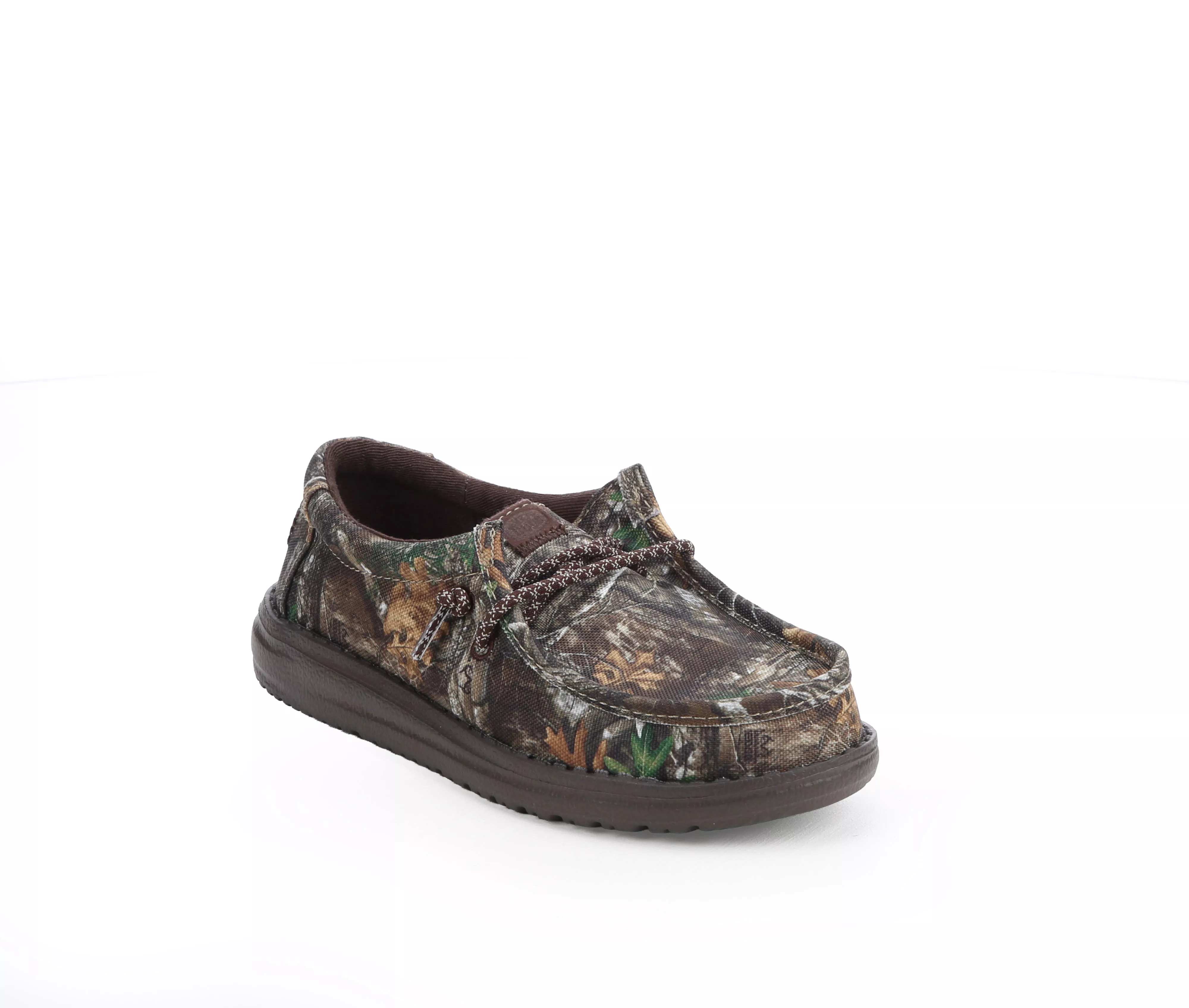 185118-kids-x27-heydude-little-kid-amp-big-kid-wally-realtree-edge-casual-shoes-1.webp