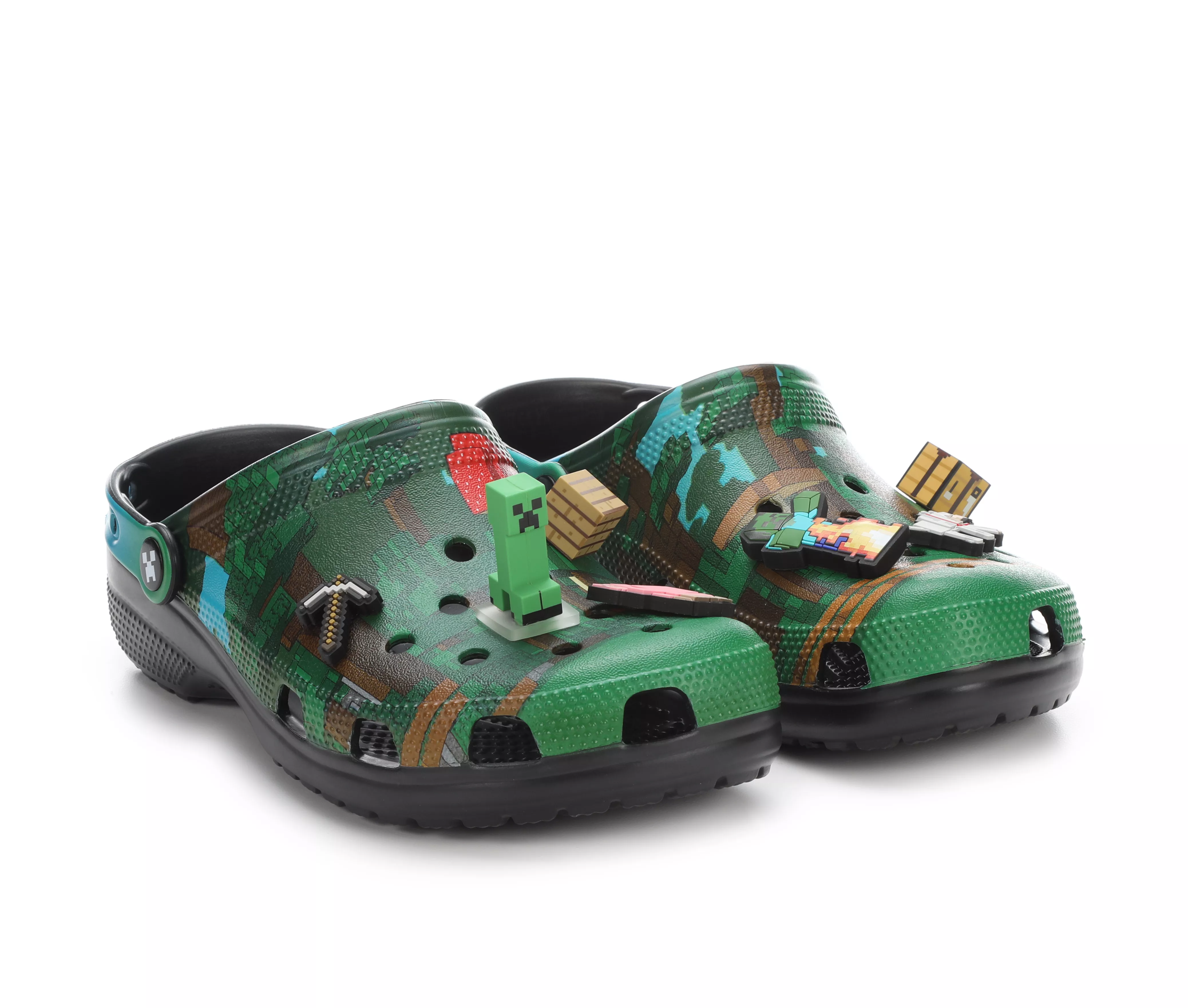 206221-adults-x27-crocs-classic-minecraft-clogs-1.webp
