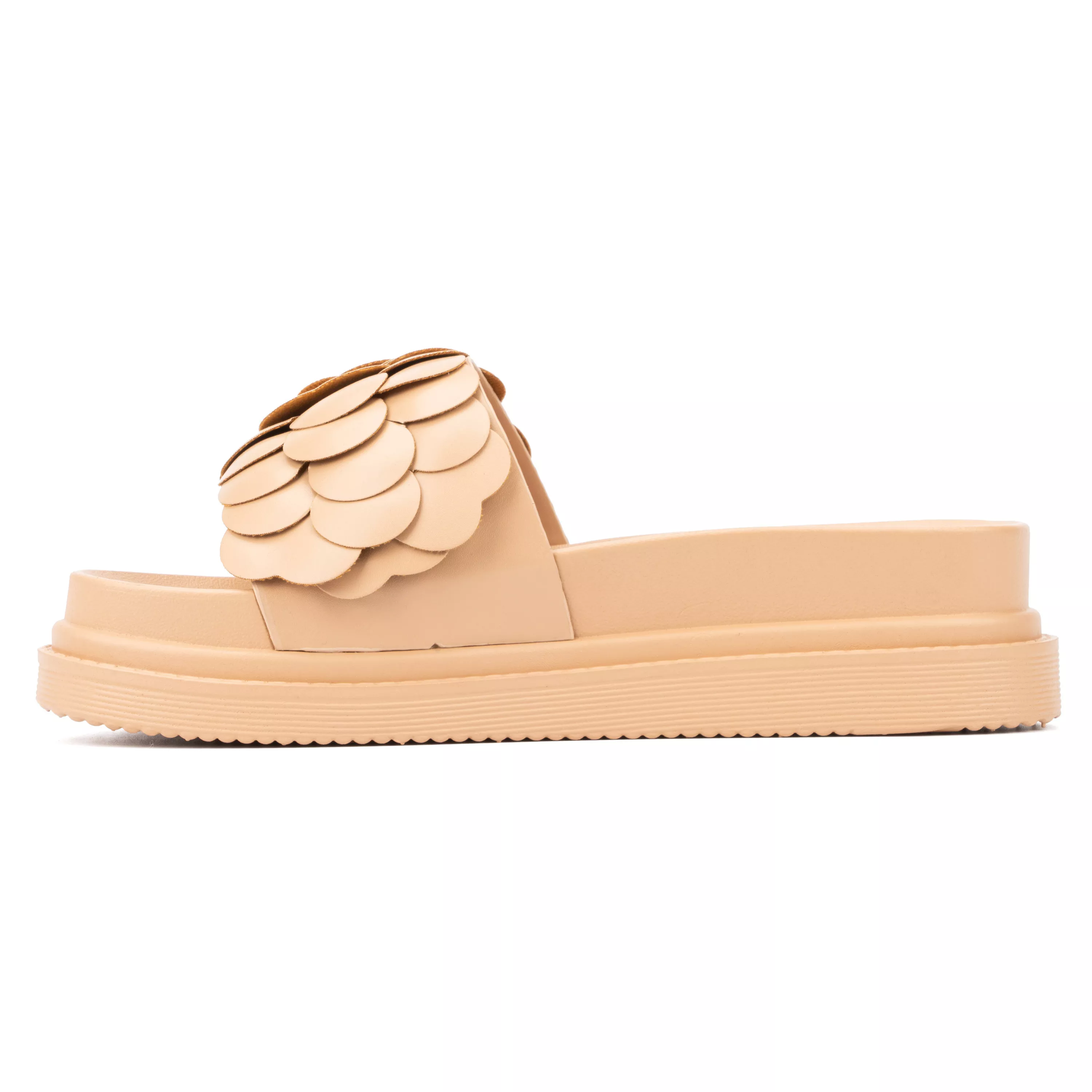 247945-women-x27-s-new-york-and-company-camilia-platform-sandals-1.webp