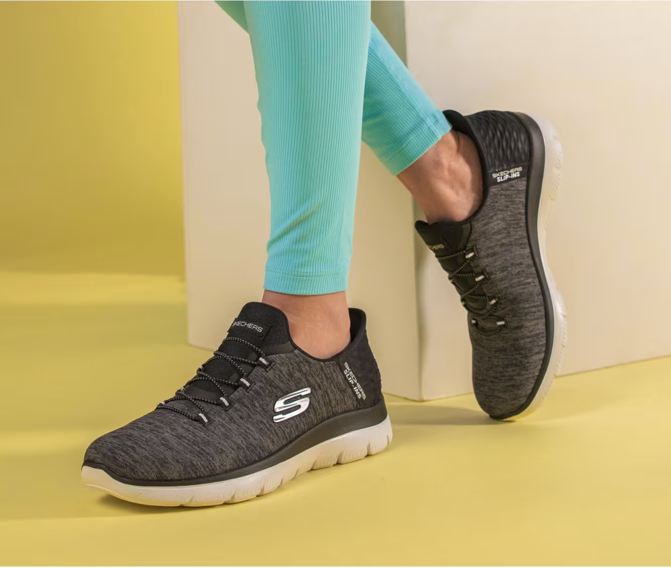 97712-women-x27-s-skechers-149937-summits-slip-ins-sneakers-1.jpg